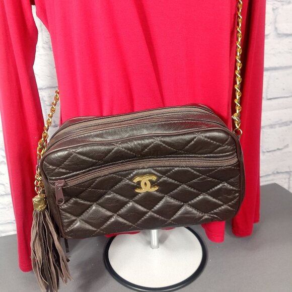 Quilted Brown Leather Shoulder Bag – Tassel & Chain Strap - Picture 1 of 16